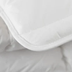 Carré Blanc Couette hiver synthétique Fuji| Couettes