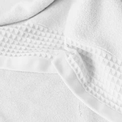 Carré Blanc Drap de bain bouclette de coton biologique Source blanc| Draps De Bain
