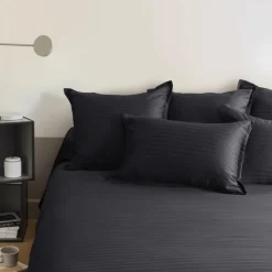 Carré Blanc Housse de couette satin de coton jacquard pois et rayures Prestige noir| Housses De Couette